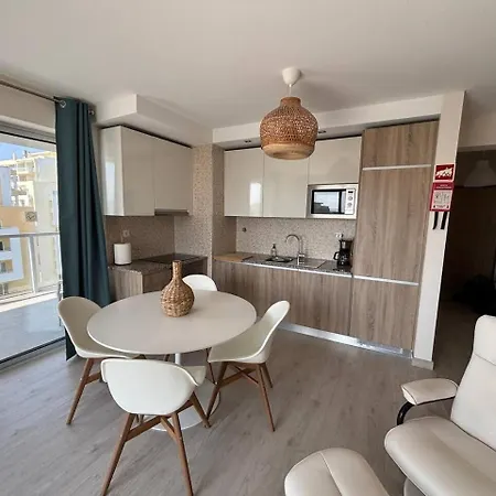 Apartamento Elite Vista Mar - Da Rocha